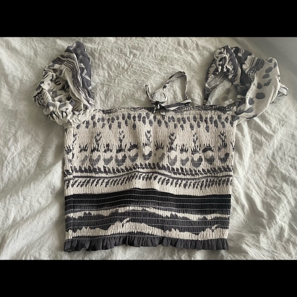 Aritzia Smocked Blouse - Picture 2 of 4